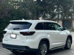 Сүрөт унаа Toyota Highlander