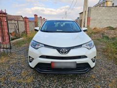 Сүрөт унаа Toyota RAV4