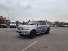 Photo of the vehicle Toyota Sequoia