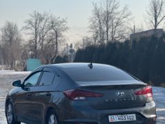 Сүрөт унаа Hyundai Elantra