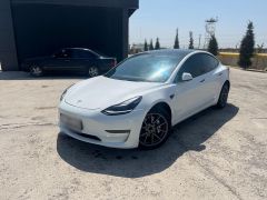 Сүрөт унаа Tesla Model 3