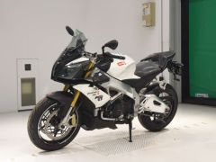 Photo of the vehicle Aprilia Tuono V4