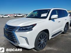 Photo of the vehicle Lexus LX