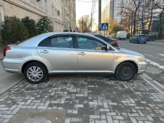 Сүрөт унаа Toyota Avensis