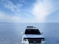 Photo of the vehicle Lexus LX