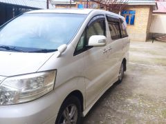 Photo of the vehicle Toyota Alphard