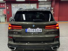 Photo of the vehicle BMW X5