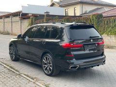 Фото авто BMW X7