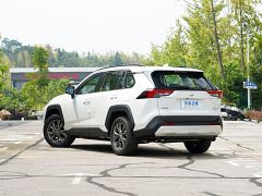 Сүрөт унаа Toyota RAV4