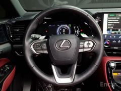 Photo of the vehicle Lexus NX