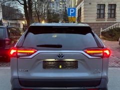 Сүрөт унаа Toyota RAV4