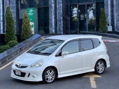 Фото авто Honda Fit