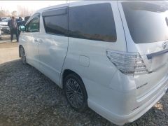 Фото авто Toyota Alphard