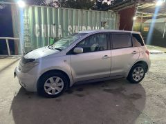 Photo of the vehicle Toyota Ist