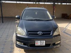 Photo of the vehicle Toyota Ipsum