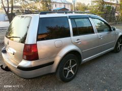 Photo of the vehicle Volkswagen Golf