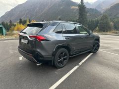 Сүрөт унаа Toyota RAV4