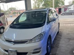 Фото авто Toyota Estima