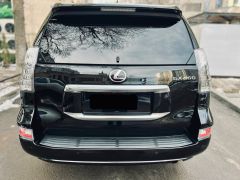 Photo of the vehicle Lexus GX