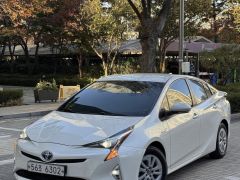 Фото авто Toyota Prius