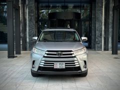 Сүрөт унаа Toyota Highlander