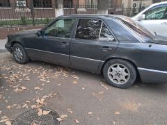 Фото авто Mercedes-Benz W124