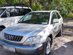 Photo of the vehicle Lexus RX