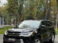 Сүрөт унаа Toyota Highlander