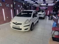 Фото авто Toyota Yaris