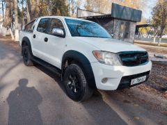 Фото авто Toyota Hilux