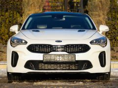 Сүрөт унаа Kia Stinger