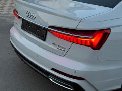 Photo of the vehicle Audi A6