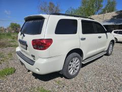 Фото авто Toyota Sequoia