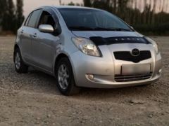 Сүрөт унаа Toyota Yaris