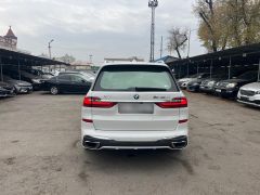 Фото авто BMW X7