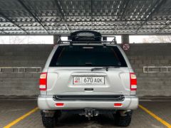 Сүрөт унаа Nissan Pathfinder