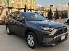 Сүрөт унаа Toyota RAV4