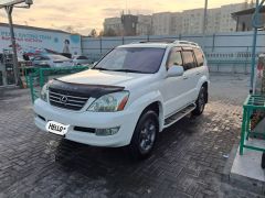 Photo of the vehicle Lexus GX