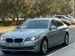 Photo of the vehicle BMW 5 Series