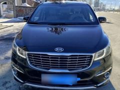 Photo of the vehicle Kia Carnival