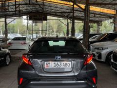 Сүрөт унаа Toyota C-HR