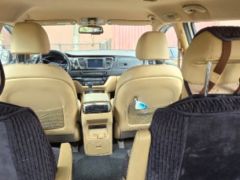 Сүрөт унаа Kia Carnival