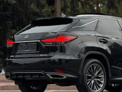 Photo of the vehicle Lexus RX