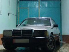 Сүрөт унаа Mercedes-Benz 190 (W201)