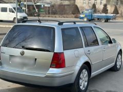 Photo of the vehicle Volkswagen Golf