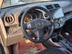 Сүрөт унаа Toyota RAV4