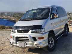 Фото авто Mitsubishi Delica