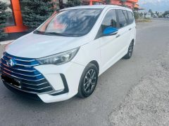 Сүрөт унаа Changan Oshan A600