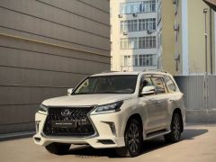 Сүрөт унаа Lexus LX