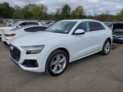 Photo of the vehicle Audi Q8